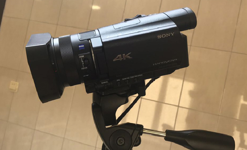 Приобретение камеры Sony с функцией 4-К для видеофиксаций операций, демонстрации учебных фильмов и прямых видеотрансляций